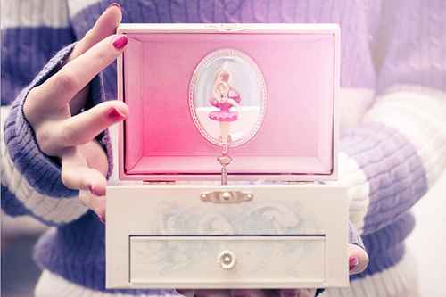 Takı Kutularınızı Düzenli Tutmanın Pratik Yolları