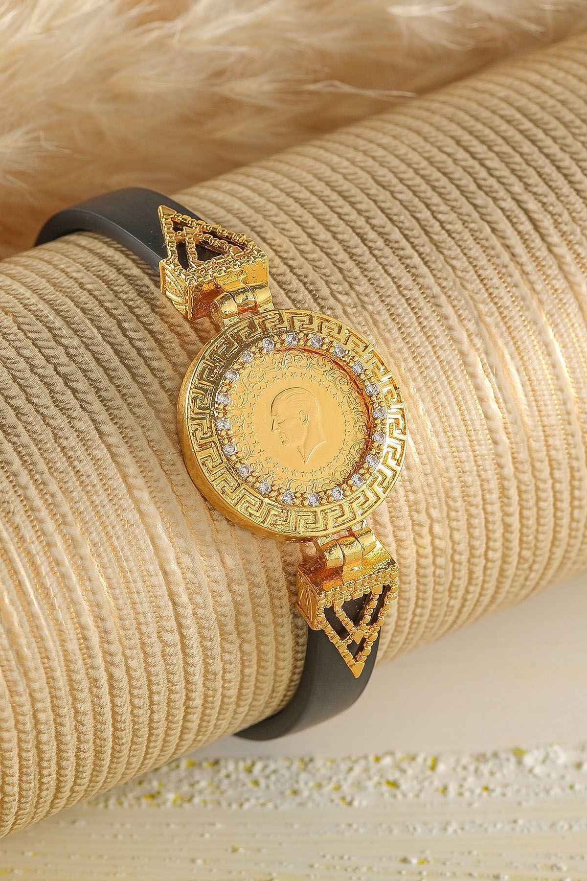 Çeyrek Altınlı Bileklik Nedir? Şıklık ve Yatırımın Buluştuğu Takı