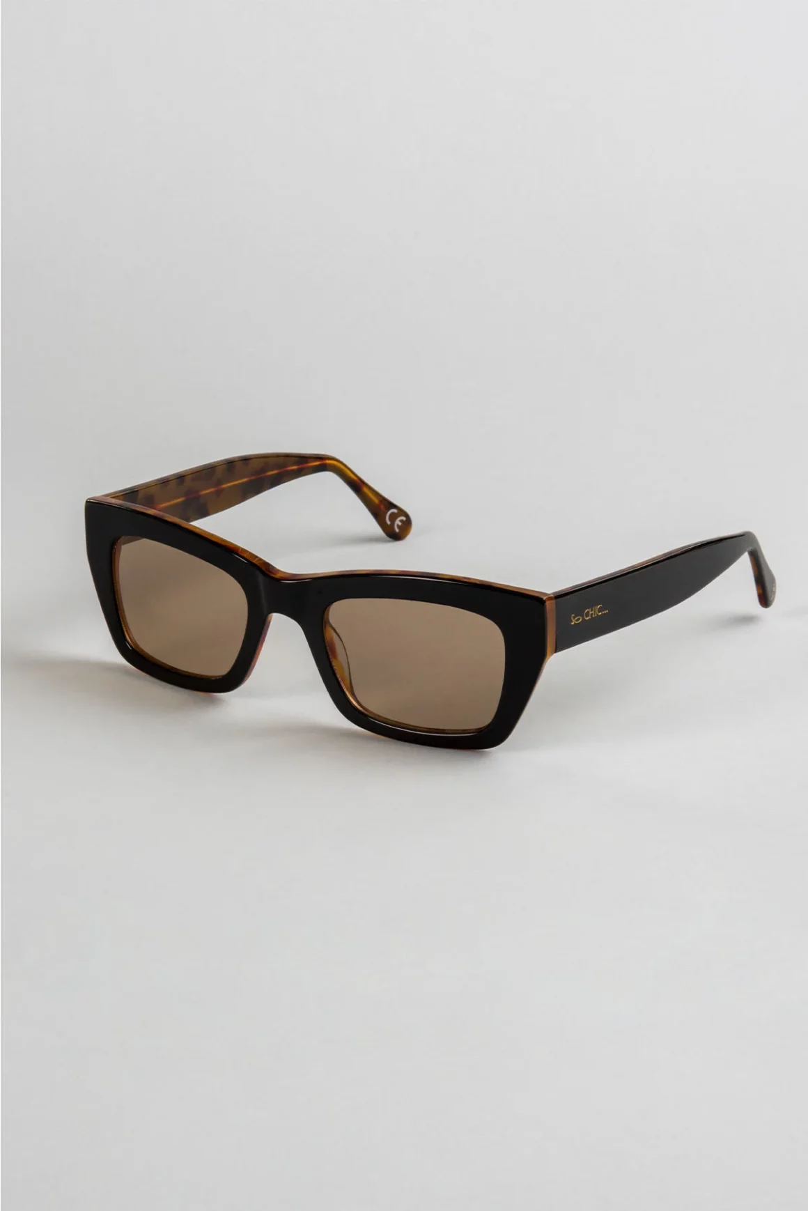 Soğuk Günlerde Stili Tamamlayan güneş gözlukleri