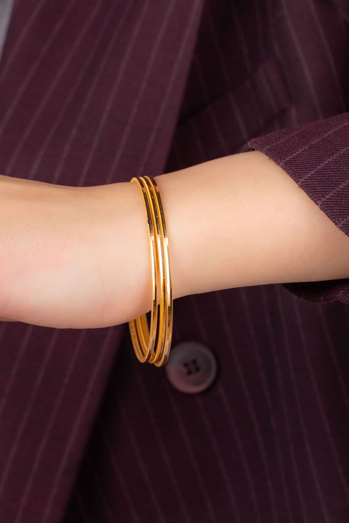 Şıklığın ve Zarafetin Sembolü: Ajda Bilezik